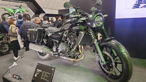 【画像】　カワサキ、400ccアメリカン「エリミネーター」発売でレブル絶望のオワコンへｗｗｗｗｗ