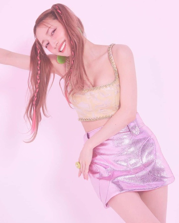 【画像】　後藤真希(37)のミニスカｗｗｗｗｗｗｗｗｗｗｗｗ