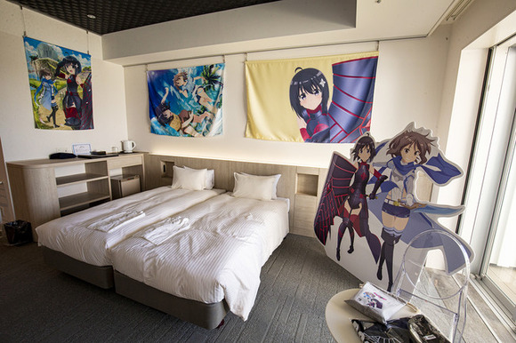 【画像あり】　角川「好きなアニメと泊まれるホテルを作りました」→コロナのせいで集客苦戦が続き惜しまれつつ閉館・・・