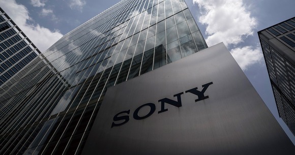 【衝撃】ソニー「頼む！PS5を5.5万で売るから買ってくれぇぇぇ」