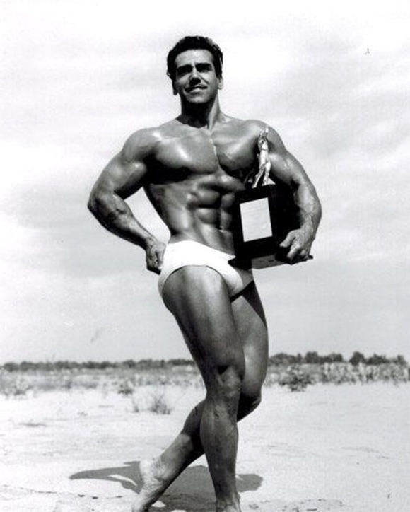 【画像】ステロイドが無かった頃のボディビル大会優勝者の体ｗｗｗｗｗｗｗｗｗ