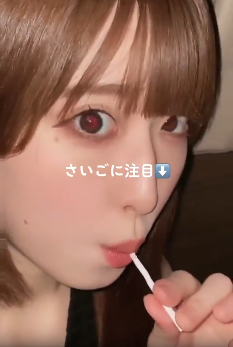 【動画】　このJKと１年間いつでも濃厚キスできるor１ヶ月間タクシー代タダ