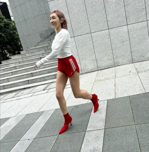 【画像】加護亜依さん(36)、とんでもない姿で街を闊歩してしまうｗｗｗｗｗｗｗｗｗｗｗｗｗ