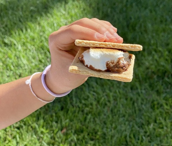 【画像】アメリカで人気の食い物「スモア」、ガチで美味そうｗｗｗｗｗｗｗｗｗｗｗｗｗｗｗｗ