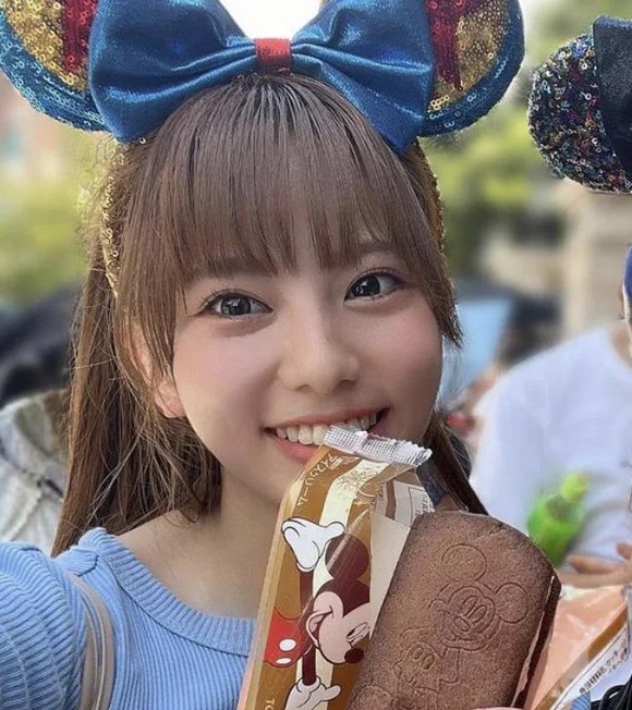 【悲報】ジャンボリミッキーのお姉さん卒業、ディズニー大損失へ・・・・・・・・・・