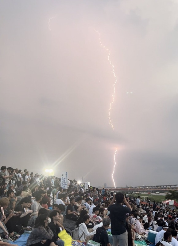 【画像】足立区花火大会、限界突破ｗｗｗｗｗｗｗｗｗｗｗｗｗｗｗ