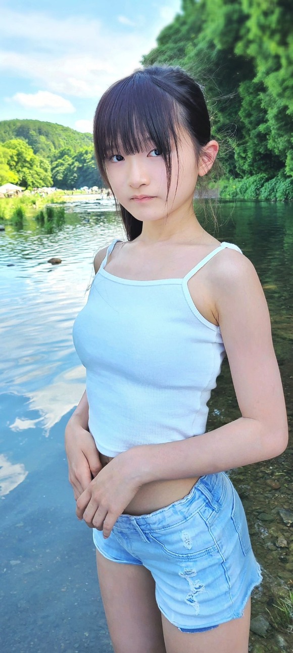 【画像】過疎村村長「この娘を嫁にやるからここで一生働いてくれんか」