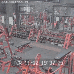 動画 女さん 喧嘩相手を脳天からコンクリートに叩きつけてしまう なんjクエスト