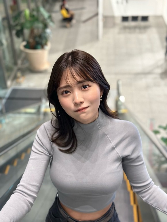 【画像】ミス青コンのたぬき女王、恵体で男どもを魅了してしまうｗｗｗｗｗ