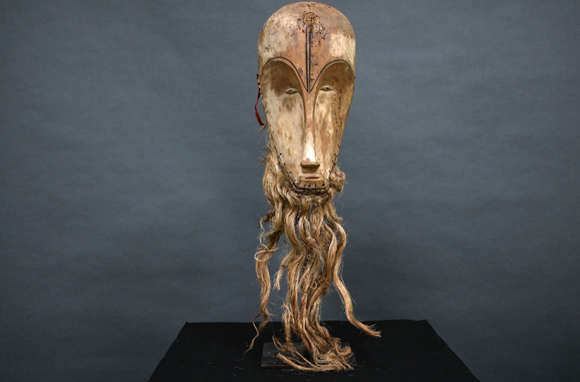 【悲報】２万円で売った仮面が６億円で売られる事態で泥沼化してしまうｗｗｗｗｗｗｗｗｗｗｗｗｗｗｗｗ