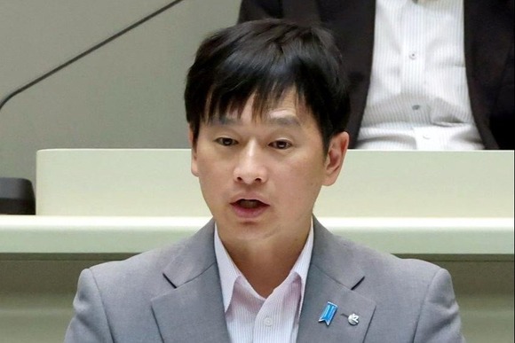 【唖然】新潟 上越市長｢工場勤務は高卒レベルの馬鹿。頭のいい人ではない｣