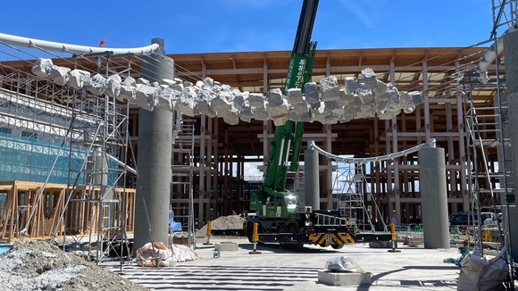 【笑撃】ネット民「万博の石の屋根は危ないんだああああああああ」