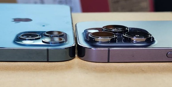 【朗報】iPhoneさんのカメラ、豊満になるｗｗｗｗｗｗ