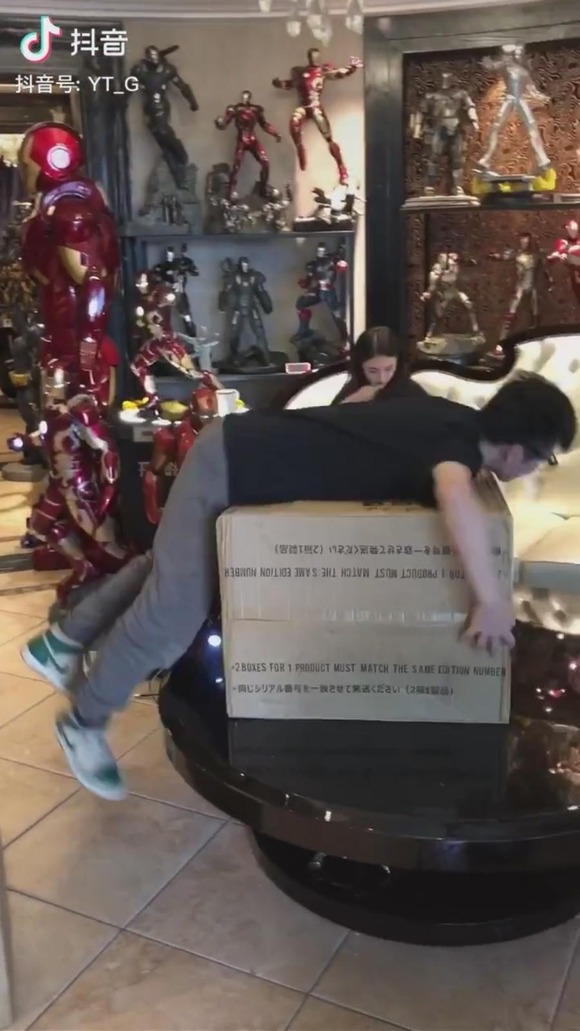 【画像・動画】中国人フィギアコレクターの家、ガチで凄いｗｗｗｗｗｗｗｗｗ