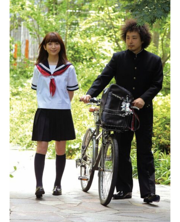 【画像】持田香織さん、セーラー服を着せられた結果ｗｗｗｗｗｗｗｗ