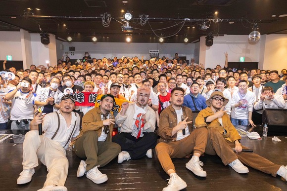 【画像】中国の人気アイドル「熊猫堂」来日しファンが殺到ｗｗｗｗｗｗｗｗｗｗｗ