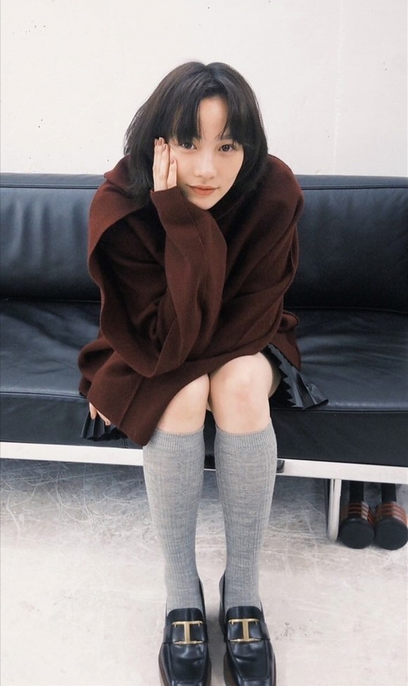 【画像】のんさん(31)のミニスカ生脚、イケるｗｗｗｗｗｗｗｗｗｗｗ