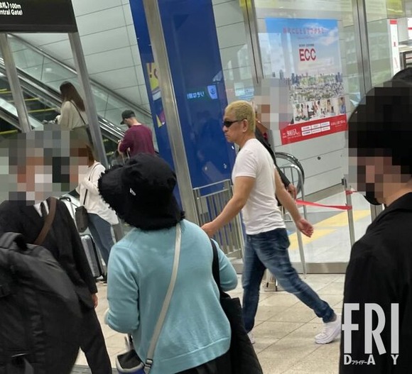 【画像あり】　新大阪駅で撮られた松本人志ｗｗｗｗｗｗｗｗｗｗ