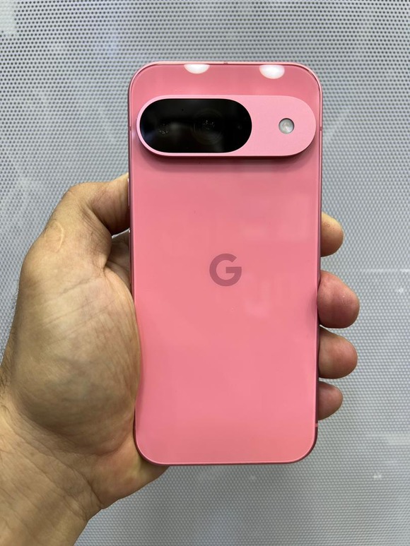 【悲報】Google「Pixel9来月発表します！」アルジェリア人「え？もうその辺の店で売ってるけどw」