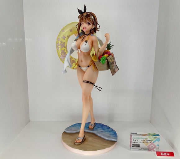 【朗報】ライザさん、太ももばかり注目されて嫌になったので◯◯をアピールし始めるｗｗｗｗｗ