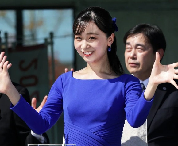 【画像】佳子様、セクシーすぎる胸の形があらわにｗｗｗｗｗｗｗｗｗｗｗｗｗｗｗ