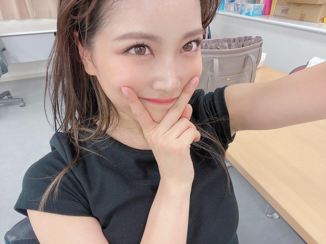 画像 アイドル これは腋毛じゃなくて服の繊維なんだからね ろいアンテナ