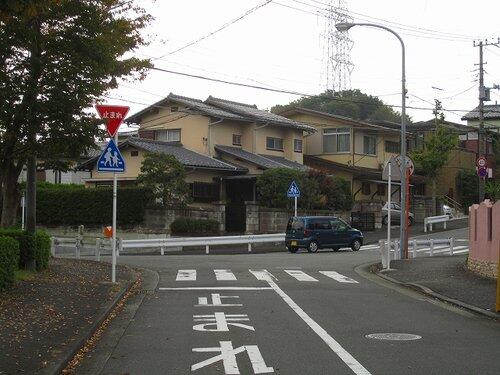 【衝撃】車の免許を持っていない人にはわからない問題がこちらｗｗｗｗｗｗｗｗｗｗ