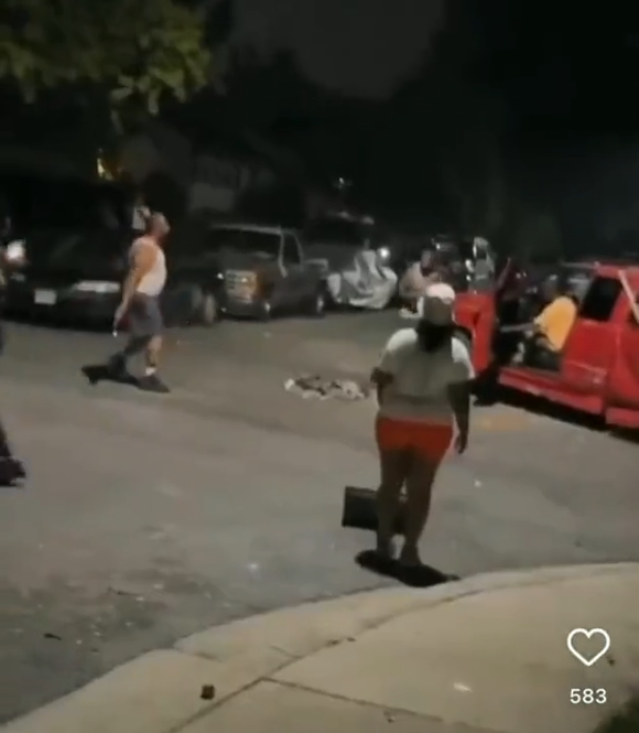 【動画】アメリカの陽キャ「今から車の中に自作花火入れまーすwwww」→