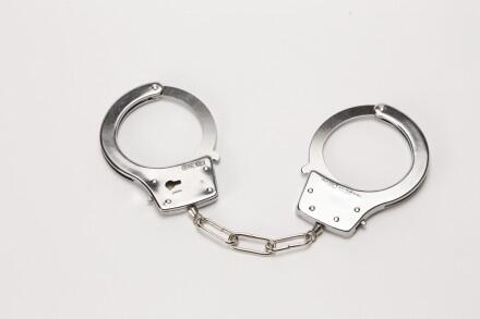 【速報】教員による児童性犯罪事件、関係者が再逮捕 →教育現場に衝撃・・・・