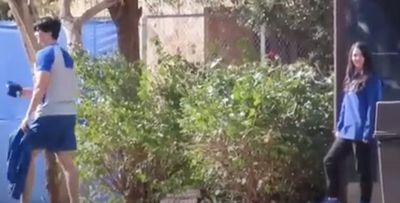 【悲報】大谷翔平、嫁をわざわざドジャースのグラウンドに入れていた模様・・・・・・