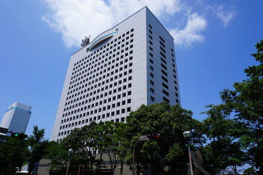 【唖然】交番で不適切な交際をした警察官2人を、減給処分ｗｗｗｗｗｗ