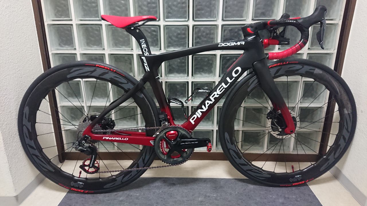 ピナレロ ドグマ 中華フレーム？