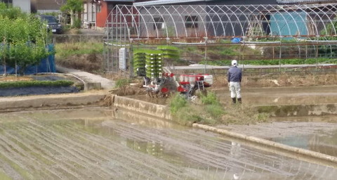 田植え機01