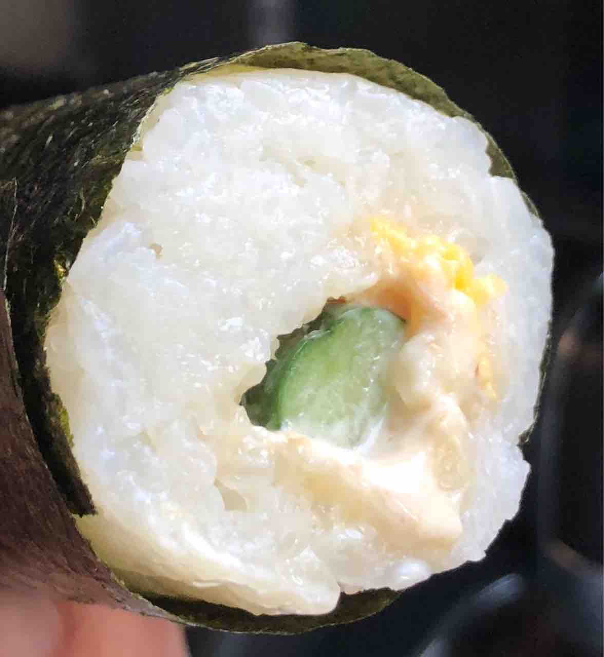 ローソン 手巻寿司 シーチキンと玉子のサラダ150円 どこで何買う コンビニ比較辛口レビュー ローソン 手巻寿司 シーチキンと玉子のサラダ150円 どこで何買う コンビニ比較辛口レビュー