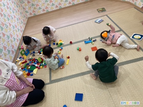 emojibox_05_20260410_142608