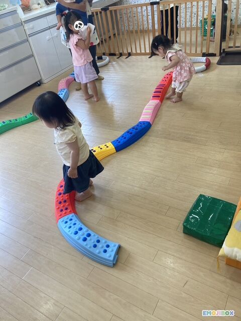 emojibox_09_20250829_141159