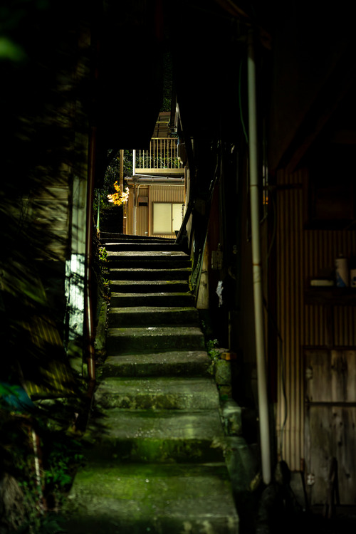 ����