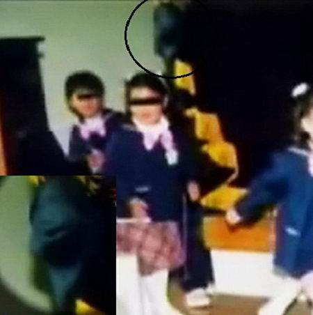 中学生の写真に写り込む霊