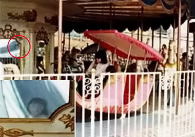 鏡に映りこむ謎の少女の霊