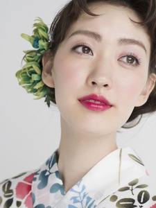 株式会社資生堂「ゆかたファッション&ビューティトレンド2016」