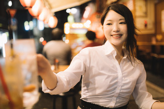 女同士はやっぱり難しい!? 気持ちよく「異世代交流」をするコツは