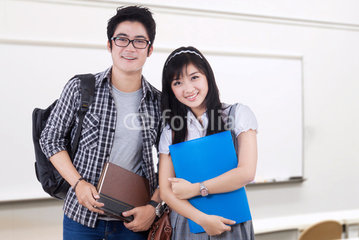 240_F_90154930_MxykKFYeNBy0765ZhQQGidoydRaIUFtg