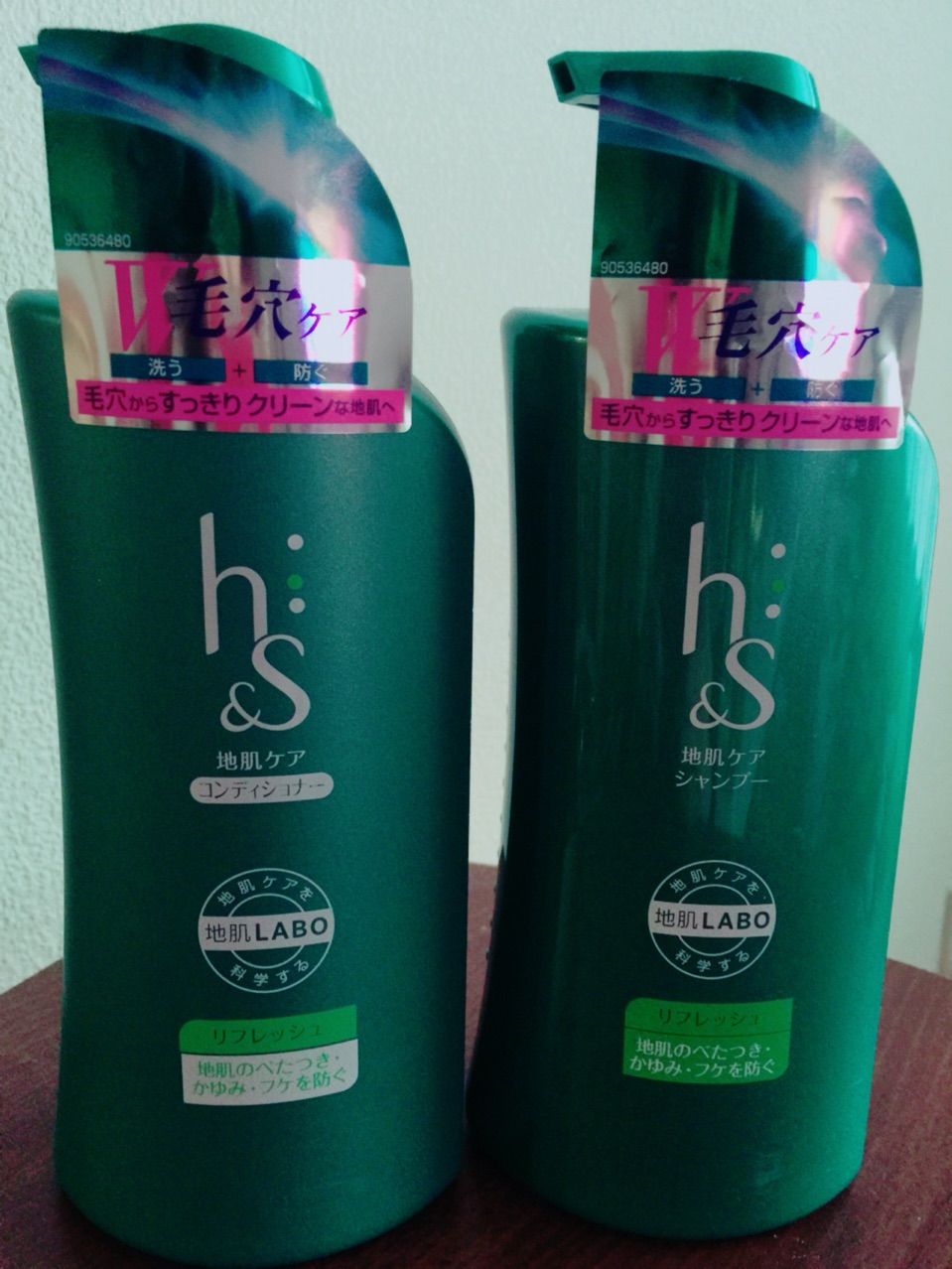 h＆s(エイチ アンド エス) リフレッシュシリーズ 地肌と髪のシャンプー 