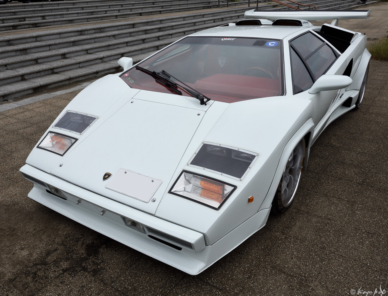 長浜海浜公園のランボルギーニ カウンタック Koyapop S Library Beautiful Cars 1 長浜海浜公園のランボルギーニ カウンタック Koyapop S Library Beautiful Cars 1