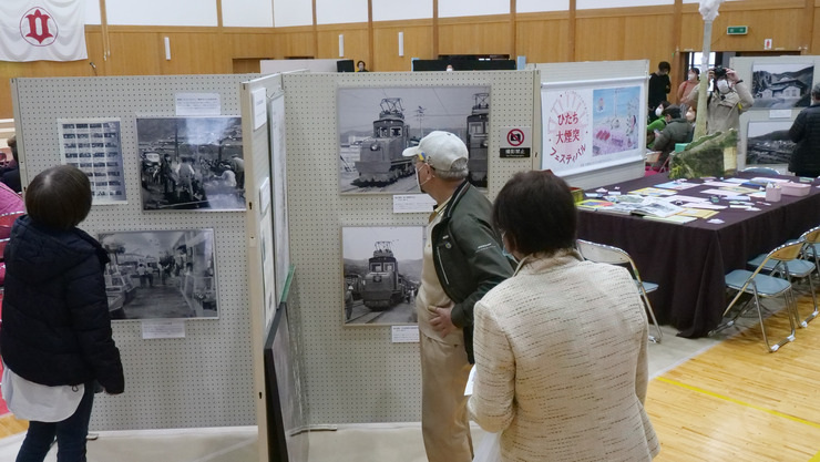 写真パネルの展示