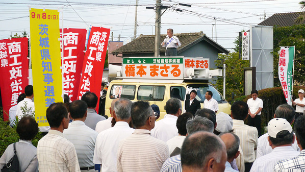 ���ܾ����λ�����γ�Ƭ����