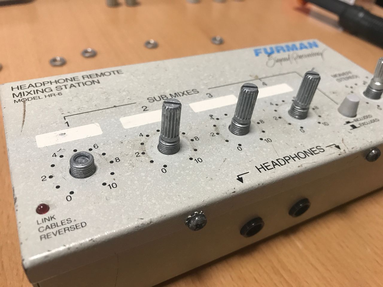FURMAN HR-6に使われているRJ45の代替パーツ | proun.net