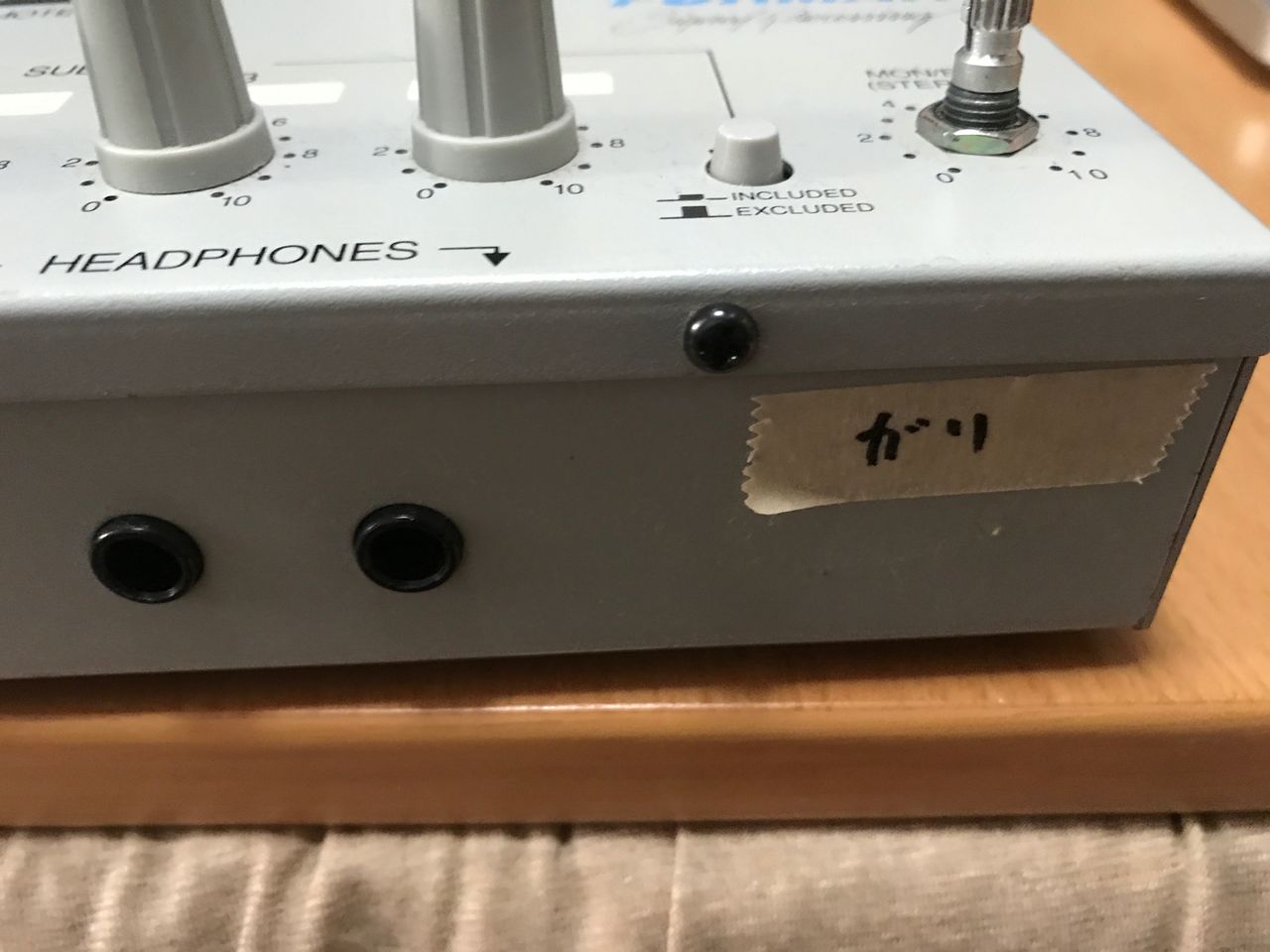 FURMAN hr-6 ガリのリペア : ドメのギターリペアブログ FURMAN hr-6 ガリのリペア : ドメのギターリペアブログ