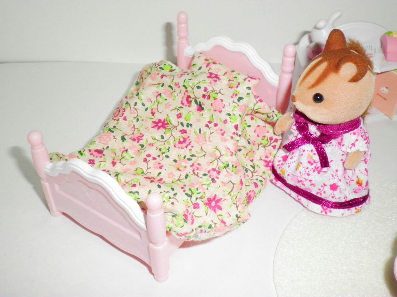 くるみリスちゃんのおしゃれな家具セット くるみリスファミリー くるみリスちゃんのおしゃれな家具セット くるみリスファミリー