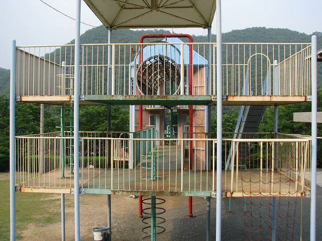 日本一長かったローラー滑り台 351m 笹ヶ丘公園 Domojapan 日本一長かったローラー滑り台 351m 笹ヶ丘公園 Domojapan